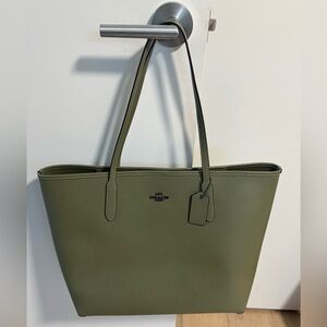 Coach Leather City Tote - Military Green